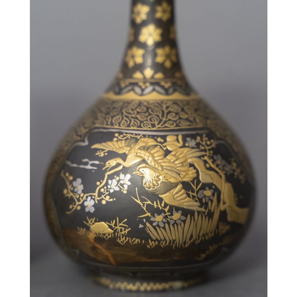 Paire de vases japonais en bronze en Nuno-me-zô-gan | Biron 