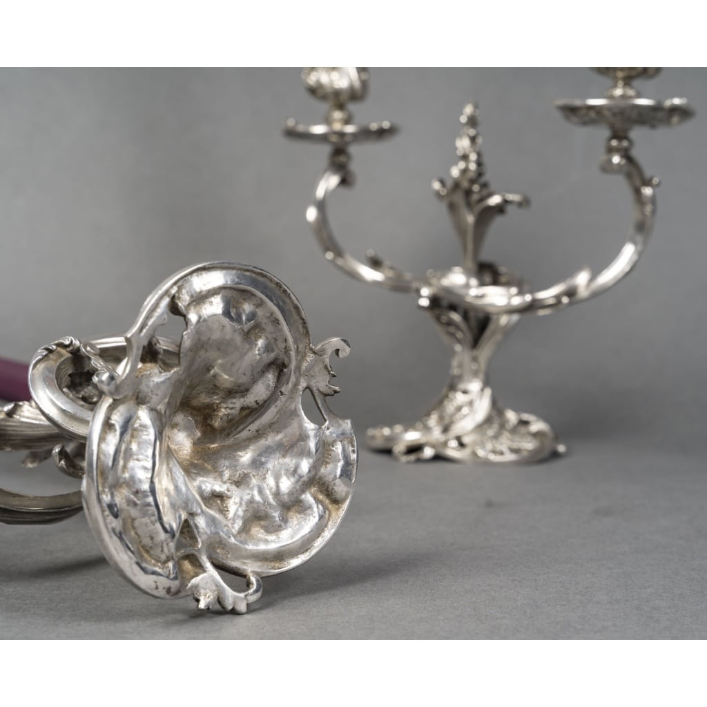 DEBAIN Paire de bouts de table en argent massif, Louis XV époque XIXe | Biron 
