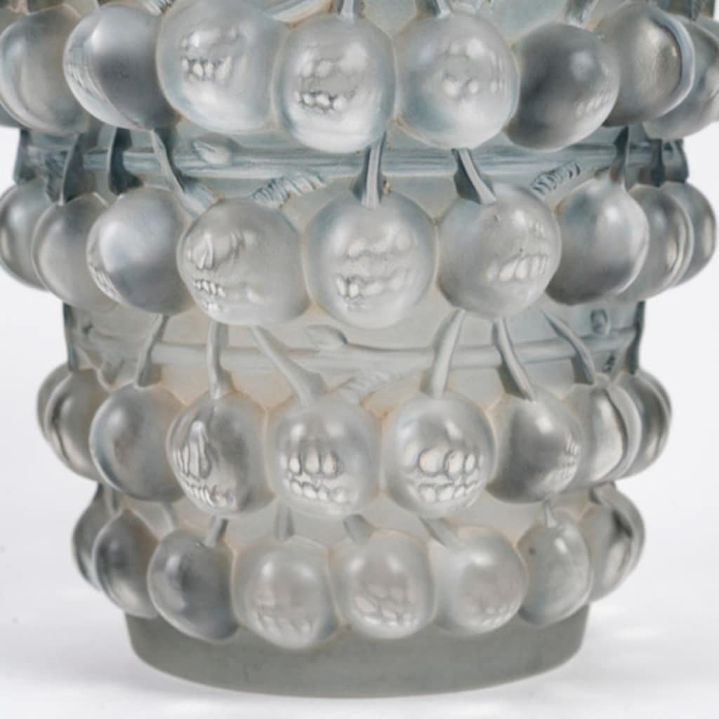 1930, René Lalique – « Vase Montmorency » | Biron 