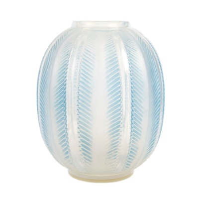 1932 - René Lalique - Vase « Biskra » Opalescent.