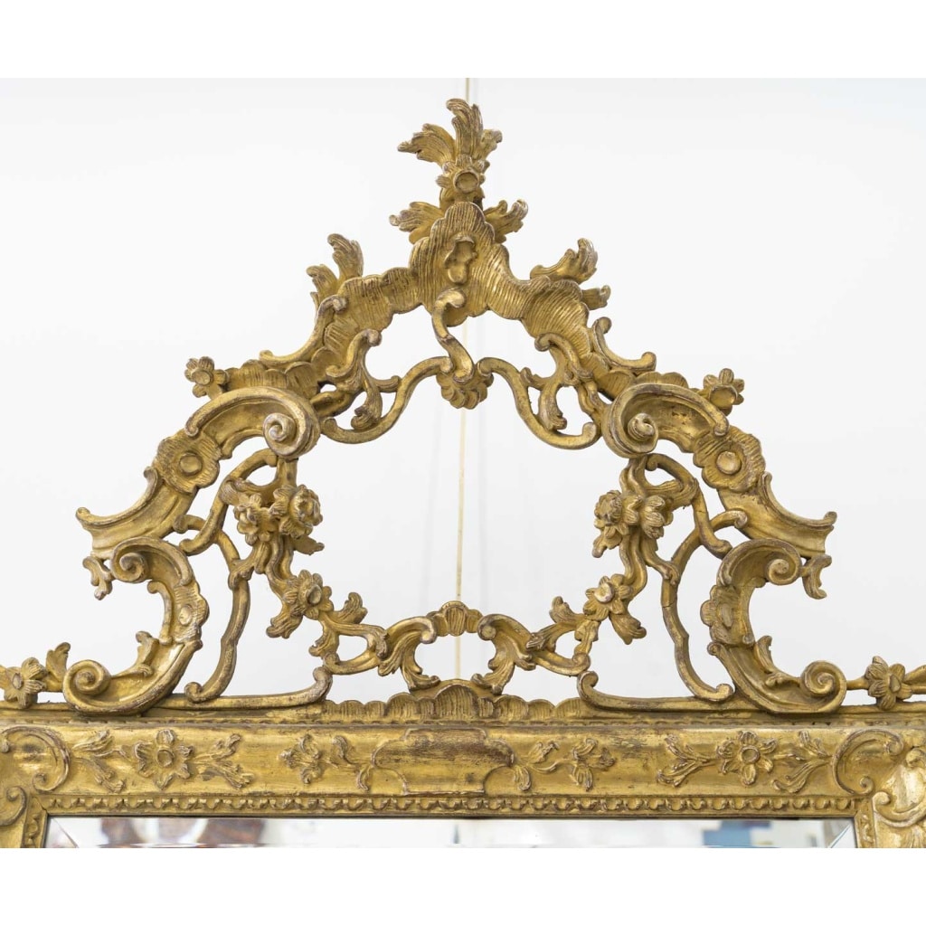 Miroir italien en bois sculpté doré d’époque XIXème siècle | Biron 