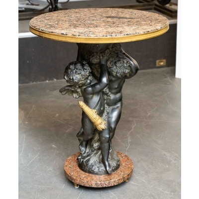 Psyché et Cupidon, Auguste Moreau (1834-1917) Guéridon en bronze et marbre granit Rose 1884