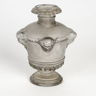 Flacon "Bouquet de Faunes" verre blanc patiné gris de René LALIQUE pour Guerlain