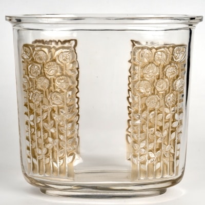 Vase "Quarante Roses" verre blanc patiné sépia de René LALIQUE