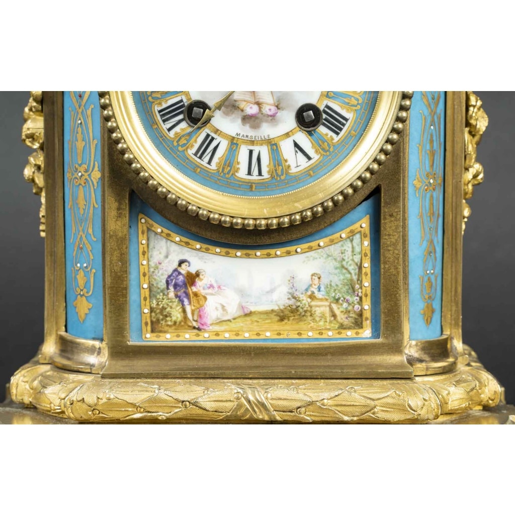 Pendule en bronze et porcelaine, Époque Napoléon III | Biron 