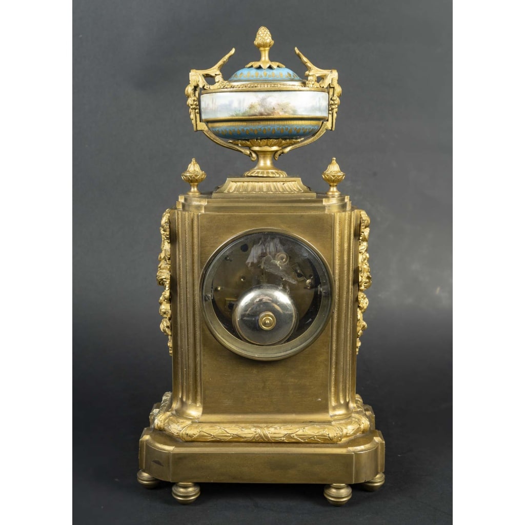 Pendule en bronze et porcelaine, Époque Napoléon III | Biron 