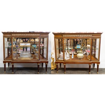 Une paire de vitrine SORMANI, XIXème siècle