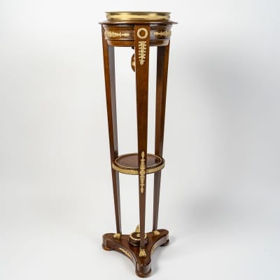 Sellette en acajou et placage d’acajou, dessus de marbre Vert de Mer, de style Empire vers 1870