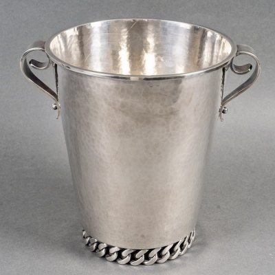 Seau à Champagne "Gourmette" métal argenté martelé de Jean DESPRES