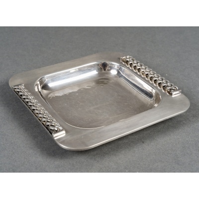 Vide-Poches Cendrier "Gourmette" métal argenté martelé de Jean DESPRES