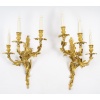 Importante paire d’appliques signée Raingo, en bronze doré de style Louis XV, XIXème. 8