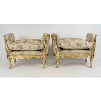Une Paire De Banquettes En Bois Sculpté Et Doré, Fin XIXème Siècle