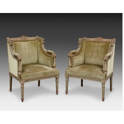 Une paire de bergères de style louisXVI, fin XIXème siècle
