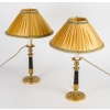 Paire de Bougeoirs d’époque Empire en Bronze Patiné et Doré montés en lampes vers 1810 23