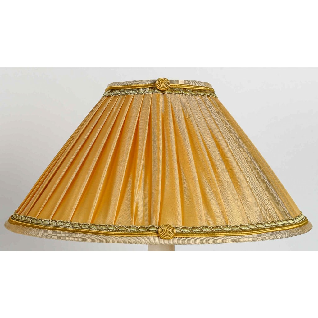 Paire de Bougeoirs d’époque Empire en Bronze Patiné et Doré montés en lampes vers 1810 3
