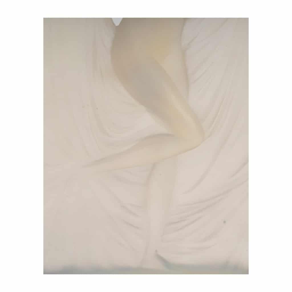 1925 René Lalique – Statuette « Suzanne » verre opalescent 6