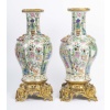 Paire de vases Canton pouvant former lampes , XIXème siècle. 31