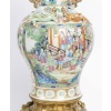 Paire de vases Canton pouvant former lampes , XIXème siècle. 24