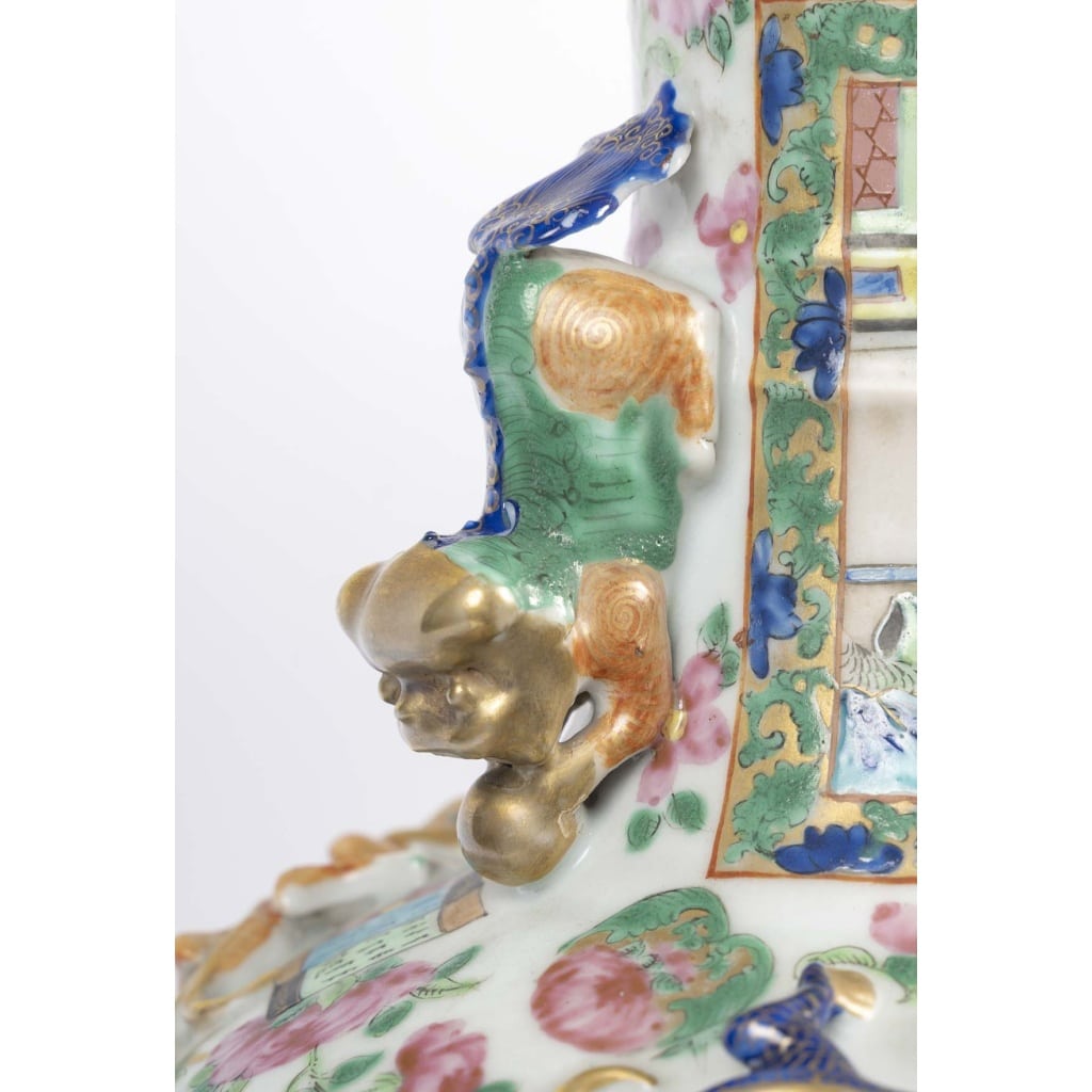 Paire de vases Canton pouvant former lampes , XIXème siècle. 10