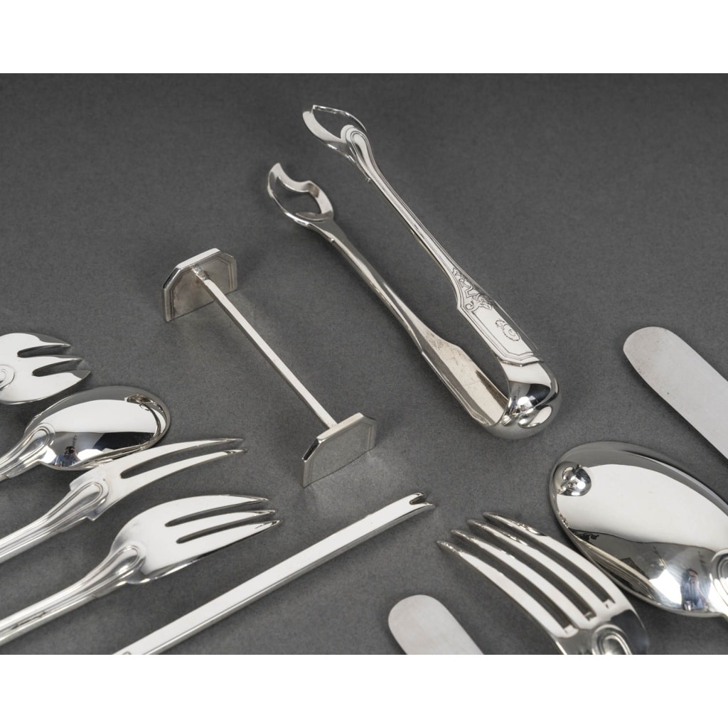 JEAN TETARD – MENAGERE EN ARGENT MASSIF199 PIECES – Epoque 1930 13