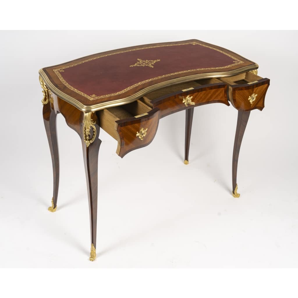 Bureau de dame de style Louis XV, d’époque Napoléon III (1848-1870) 4