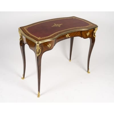Bureau de dame de style Louis XV, d’époque Napoléon III (1848-1870)