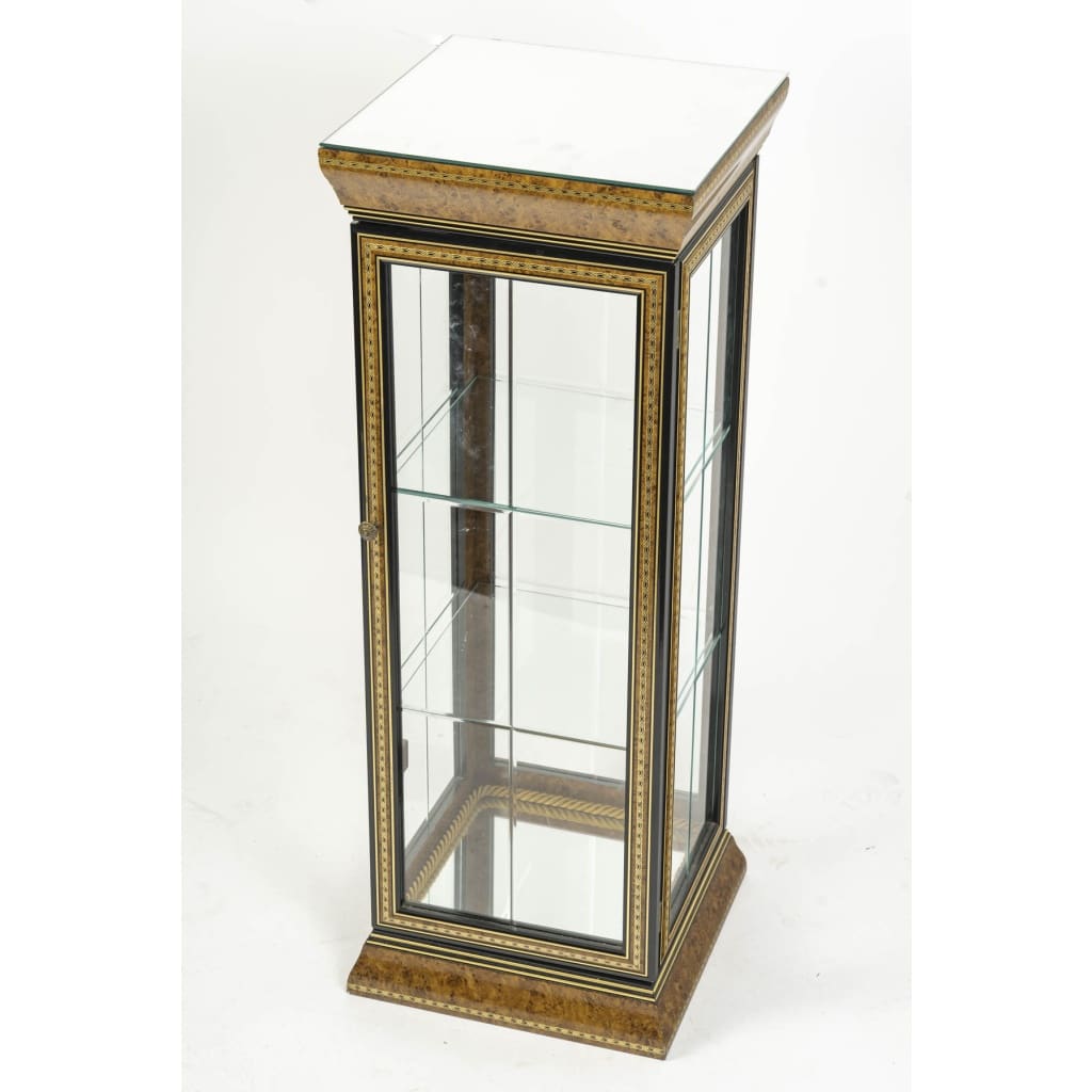 Colonne vitrine 3