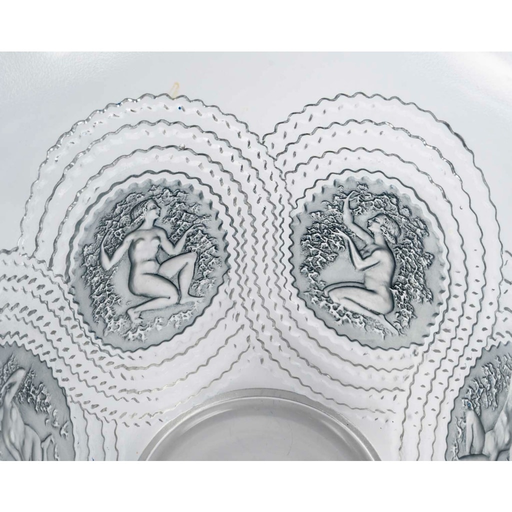 Vase « Dryades » verre blanc patiné bleu de René LALIQUE 6