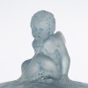 Boîte « Amour Assis » verre blanc patiné bleu de René LALIQUE 12