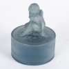 Boîte « Amour Assis » verre blanc patiné bleu de René LALIQUE 9