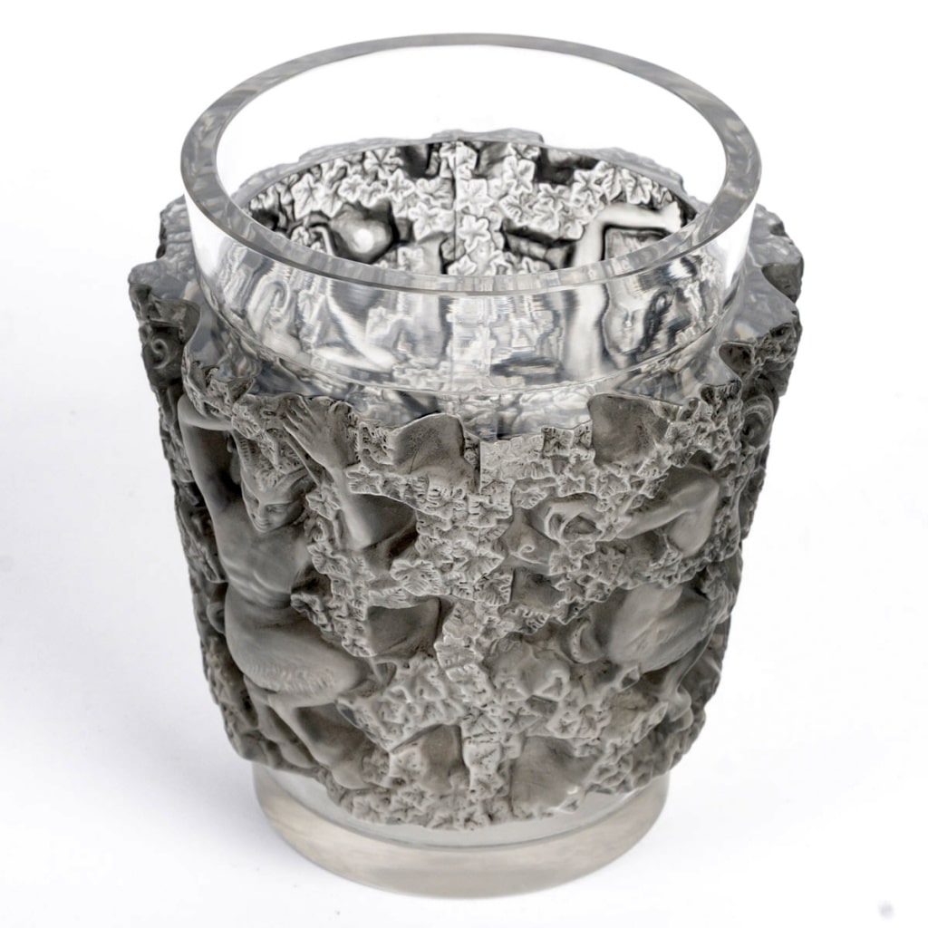 Vase « Bacchus » verre blanc patiné gris de René LALIQUE 6