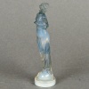 Statuette « Moyenne Voilée » verre opalescent patiné bleu de René LALIQUE 11
