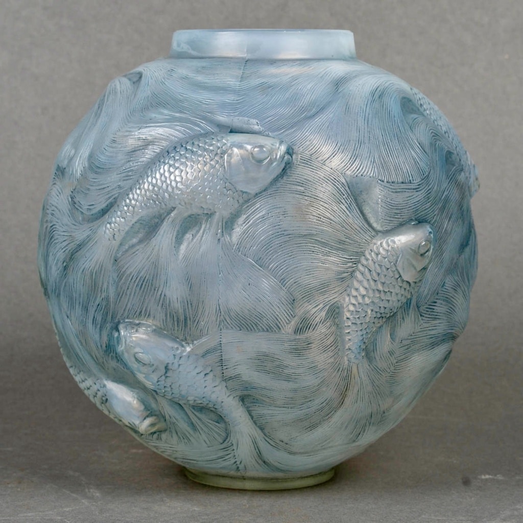 Vase « Formose » verre opalescent patiné bleu de René LALIQUE 3
