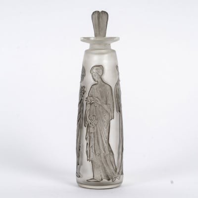 Flacon « Ambre Antique » verre blanc patiné gris de René LALIQUE pour Coty 3