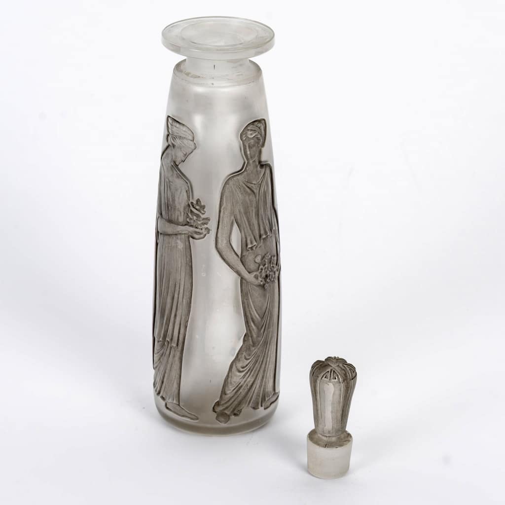 Flacon « Ambre Antique » verre blanc patiné gris de René LALIQUE pour Coty 5