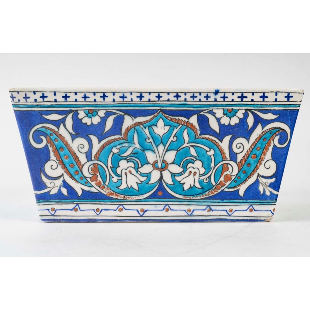 Théodore Deck (1823 – 1891) An Iznik Style Enameled Faïence Jardiniere, circa 1870 3