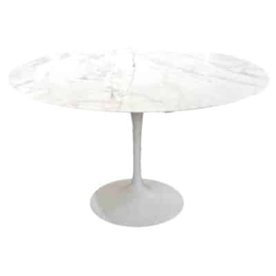Eero SAARINEN (1910-1961) édité par KNOLL, Table « TULIP » 120 cm