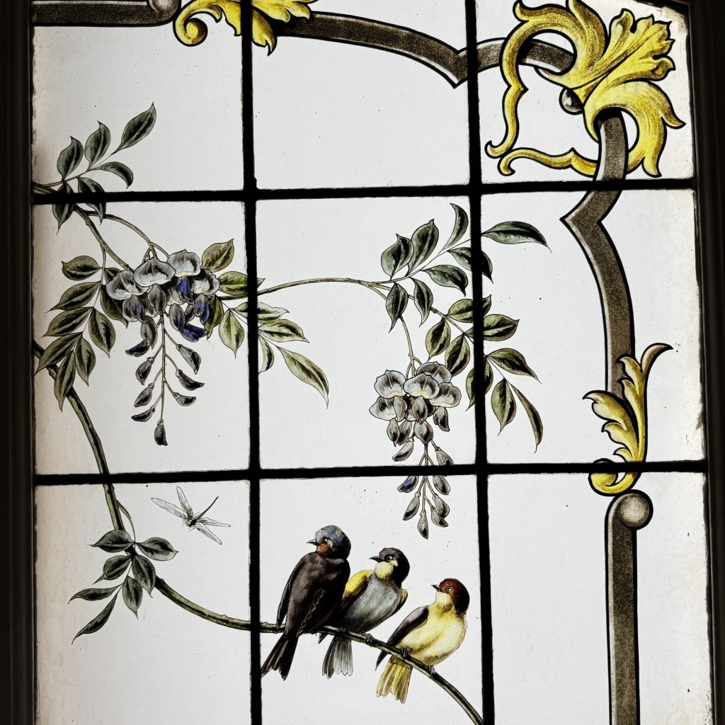 Paire de vitraux aux glycines, bignones, chèvrefeuille et mésanges (H197cm L103cm) 4