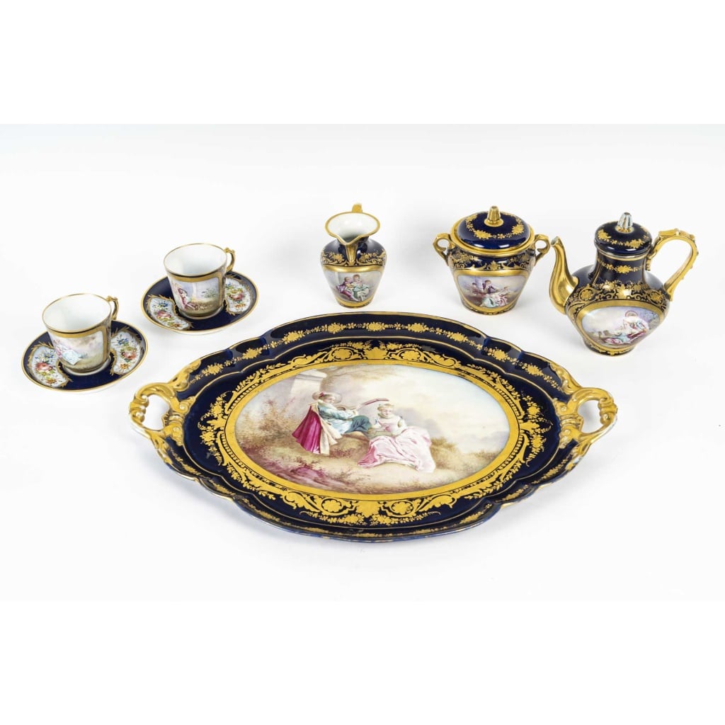 Service à café en porcelaine de Sèvres – Époque Napoléon III, XIXᵉ siècle – présenté dans un coffret 5
