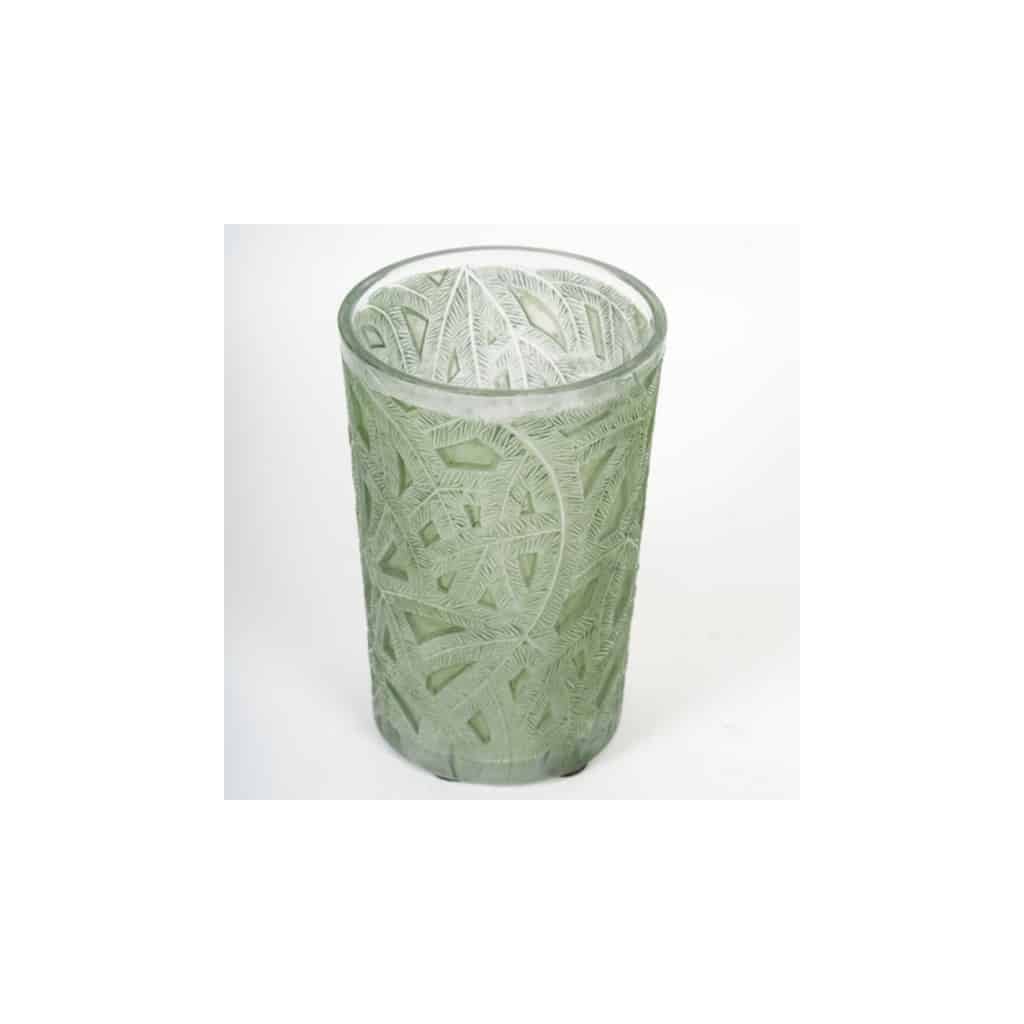 1923 René Lalique – Vase ‘ Epicéa ‘ 7