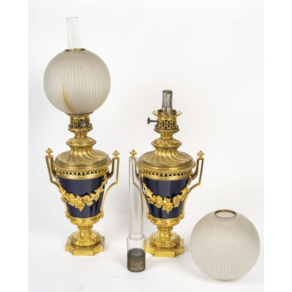 Paire de lampes à pétrole de style Napoléon III Époque fin XIXᵉ siècle 3