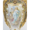Paire rare de vases couverts en porcelaine peinte et bronze doré, XIXᵉ siècle 14