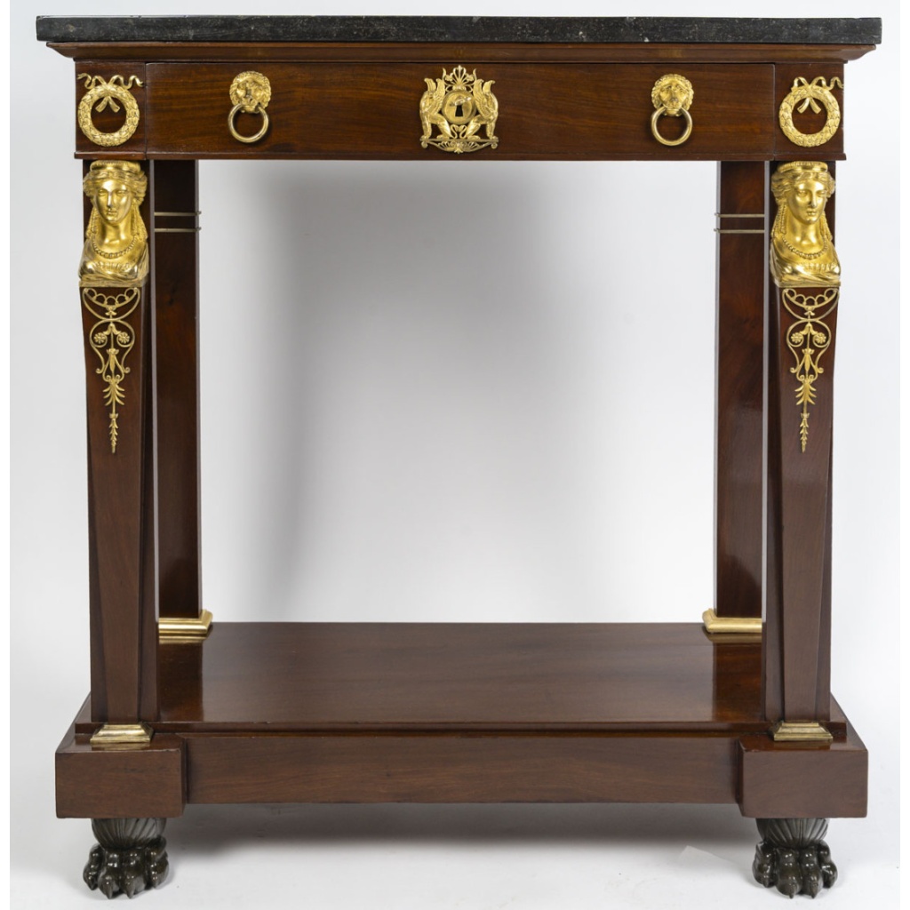 Petite console en acajou et bronze doré, d’époque Ier empire (1804-18015), XIXème siècle. 8