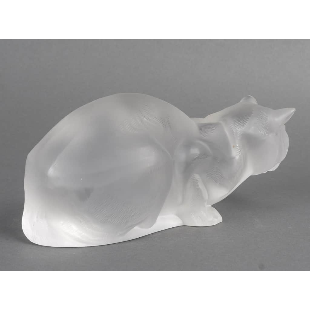 LALIQUE – Chat couché en cristal Signé Lalique France 11 LALIQUE – Chat couché en cristal Signé Lalique France 11