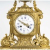 Une pendule en bronze doré de style napoléon III, fin XIXème siècle 14