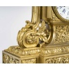 Une pendule en bronze doré de style napoléon III, fin XIXème siècle 15
