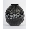 Vase « Tanzania » cristal noir émaillé blanc de Marie-Claude LALIQUE 11