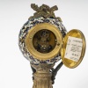 Une pendule en régule et émail cloisonné, fin XIXème siècle 21