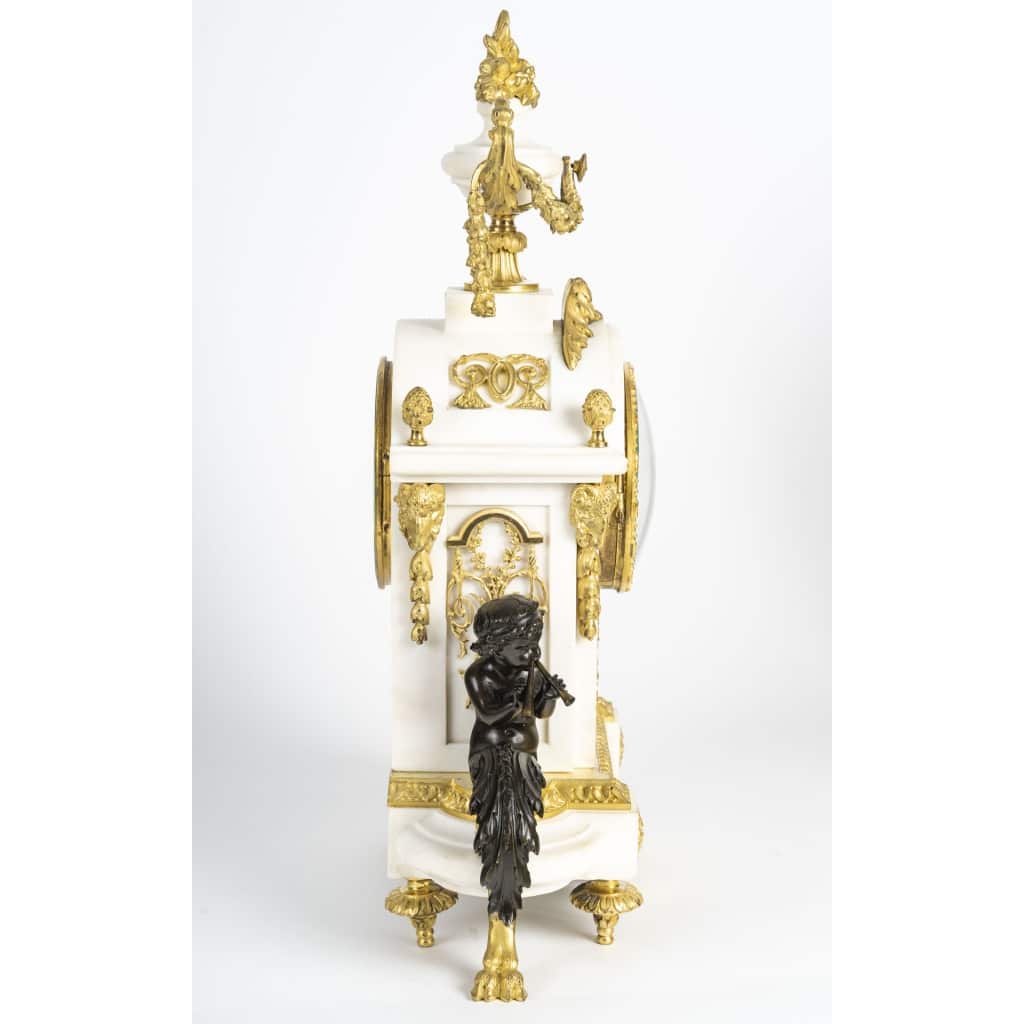 Une Garniture En Bronze Doré Et Marbre Blanc, XIXème Siècle 8