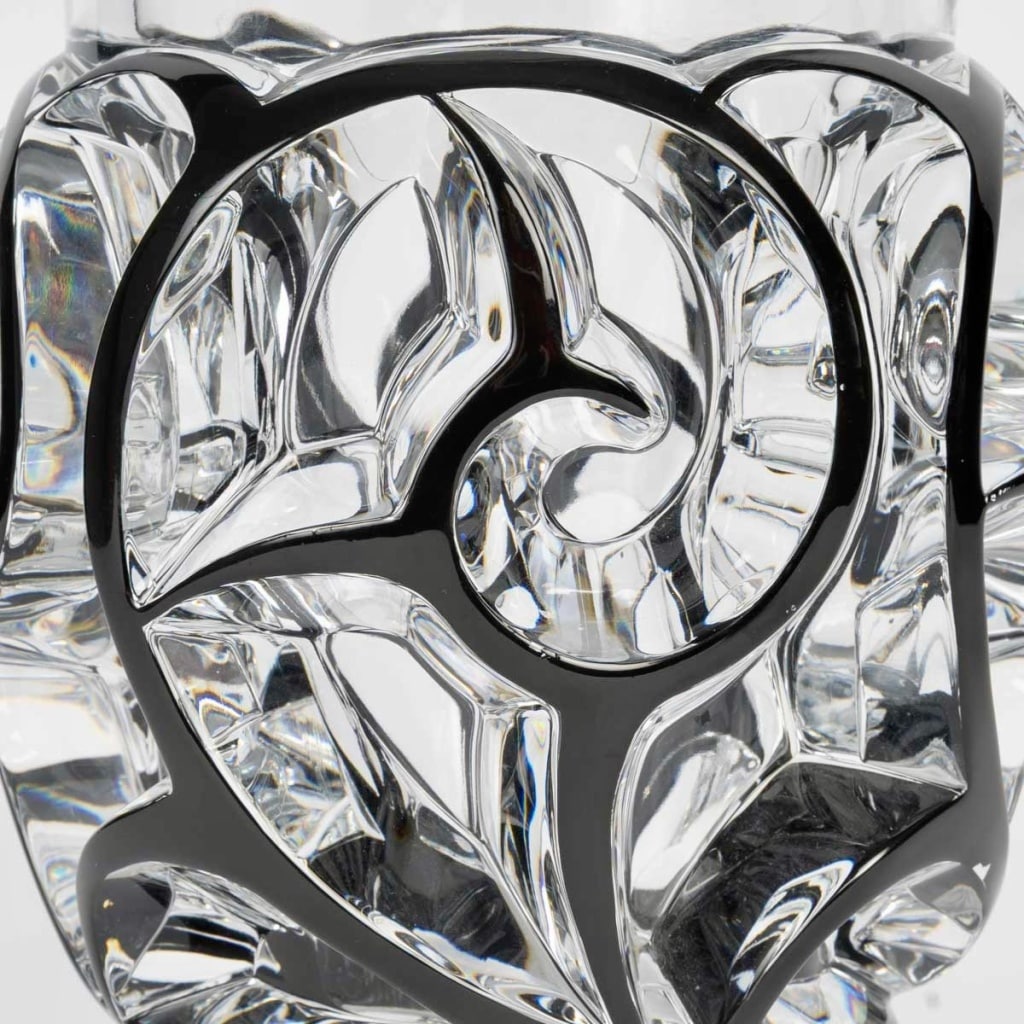 Vase « Tourbillons » cristal blanc émaillé noir de LALIQUE 7 Vase « Tourbillons » cristal blanc émaillé noir de LALIQUE 7